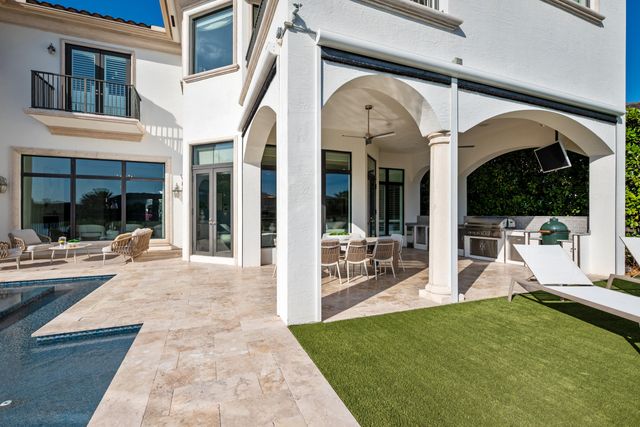 17567 Cadena Drive, Boca Raton, FL 33496