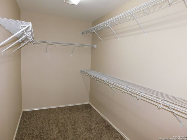 9013 Barkwood, Universal City, TX 78148
