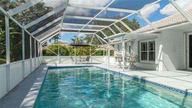 1400 NW 102nd Dr, Coral Springs, FL 33071