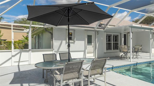 1400 NW 102nd Dr, Coral Springs, FL 33071