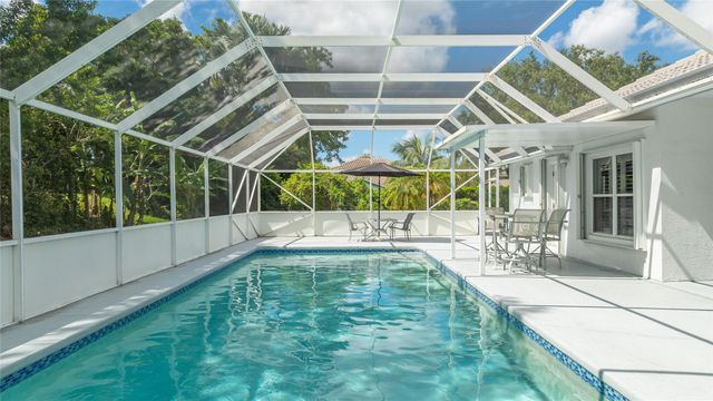1400 NW 102nd Dr, Coral Springs, FL 33071