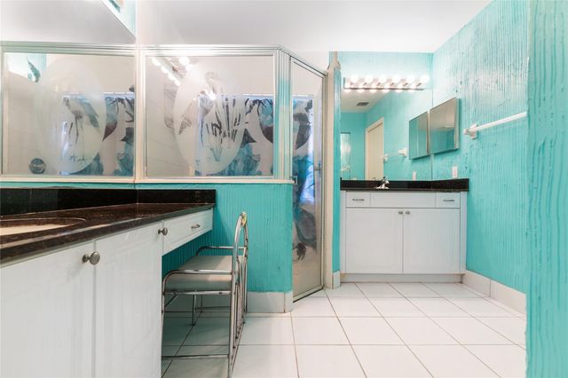 1400 NW 102nd Dr, Coral Springs, FL 33071