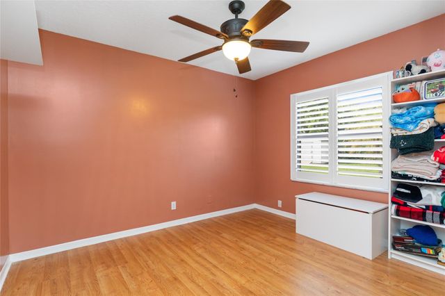 1400 NW 102nd Dr, Coral Springs, FL 33071