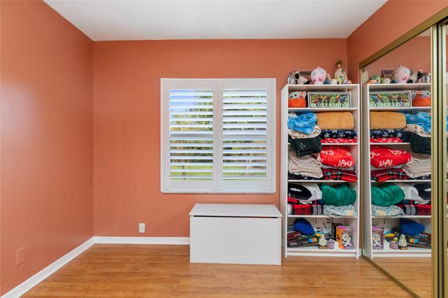 1400 NW 102nd Dr, Coral Springs, FL 33071