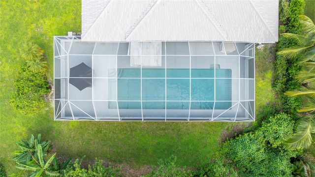 1400 NW 102nd Dr, Coral Springs, FL 33071