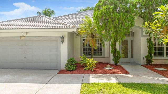 1400 NW 102nd Dr, Coral Springs, FL 33071