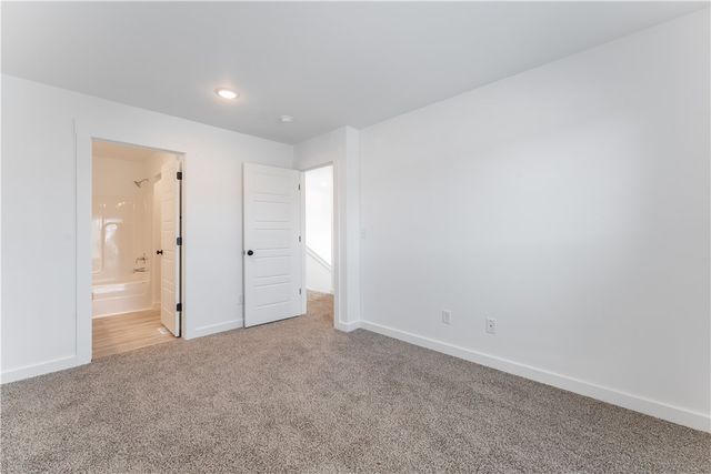 881 Massachusetts Avenue, Bentonville, AR 72713