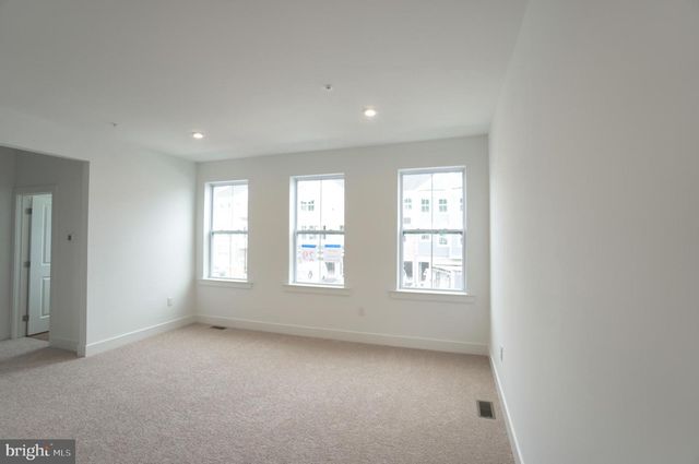 114 HIGHER ROCK CT, North Wales, PA 19454