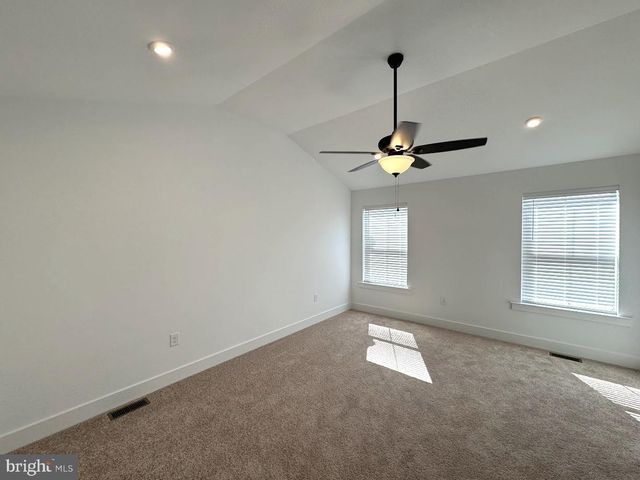 114 HIGHER ROCK CT, North Wales, PA 19454