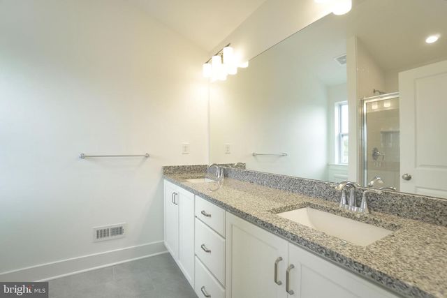 114 HIGHER ROCK CT, North Wales, PA 19454