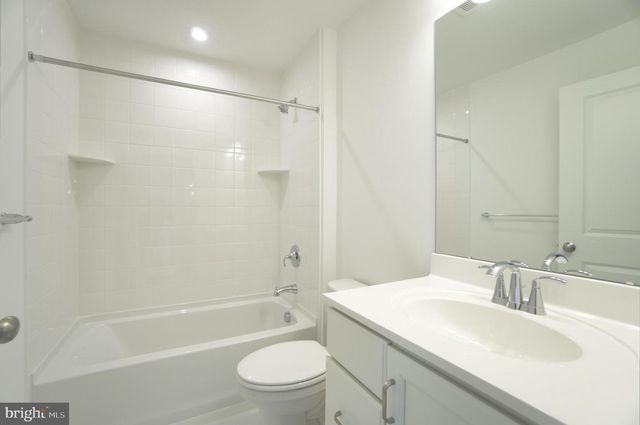 114 HIGHER ROCK CT, North Wales, PA 19454