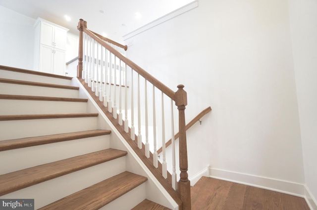 114 HIGHER ROCK CT, North Wales, PA 19454