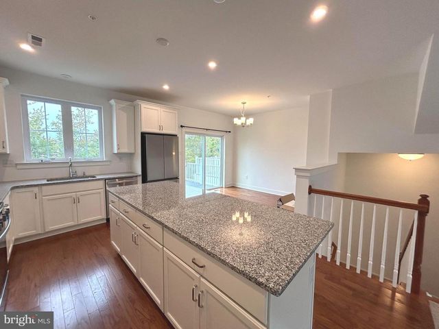 114 HIGHER ROCK CT, North Wales, PA 19454