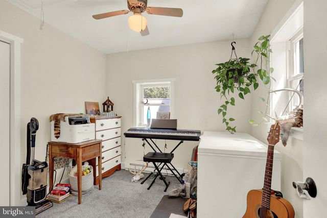 977 LAUDERMILCH RD, Palmyra, PA 17078