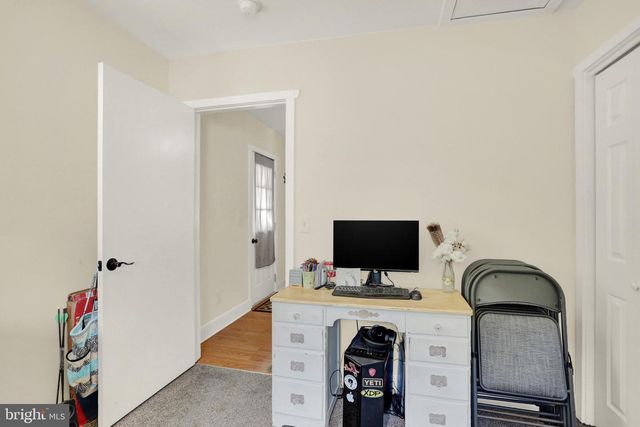977 LAUDERMILCH RD, Palmyra, PA 17078