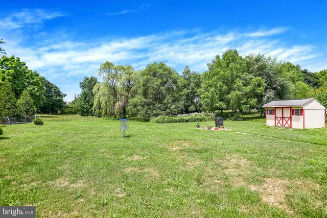 977 LAUDERMILCH RD, Palmyra, PA 17078