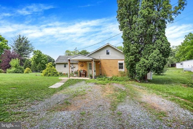 977 LAUDERMILCH RD, Palmyra, PA 17078