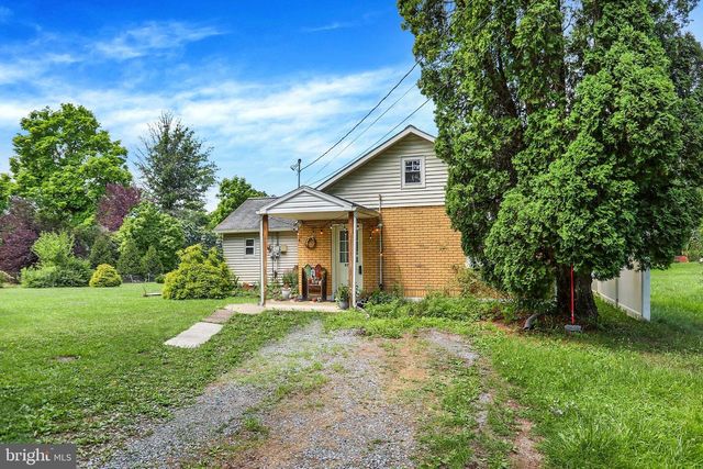 977 LAUDERMILCH RD, Palmyra, PA 17078