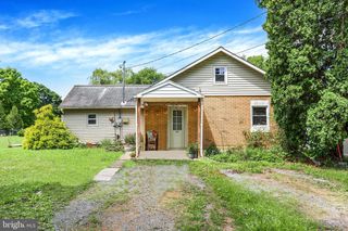 977 LAUDERMILCH RD, Palmyra, PA 17078