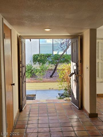 3066 Conquista Court, Las Vegas, NV 89121