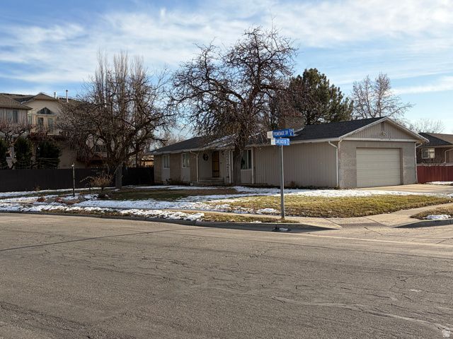 2544 E PROMENADE DR, Cottonwood Heights, UT 84121