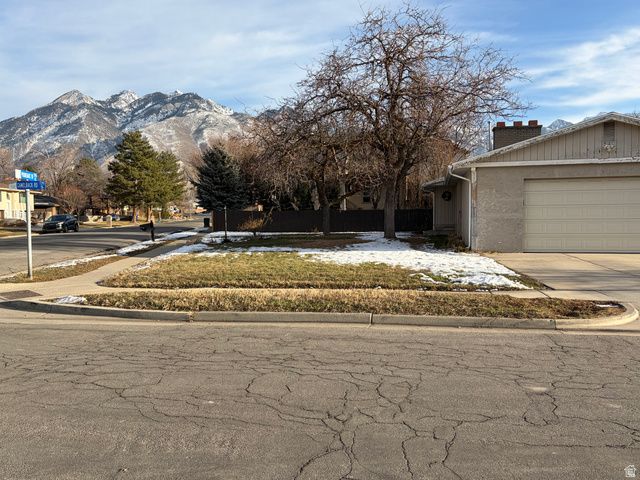 2544 E PROMENADE DR, Cottonwood Heights, UT 84121
