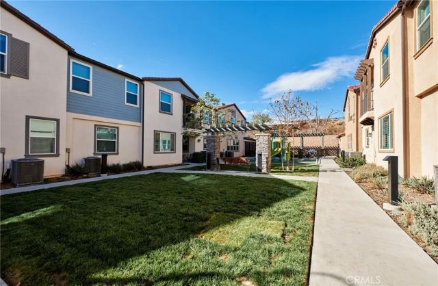 15188 Horizon Street 8, Fontana, CA 92336