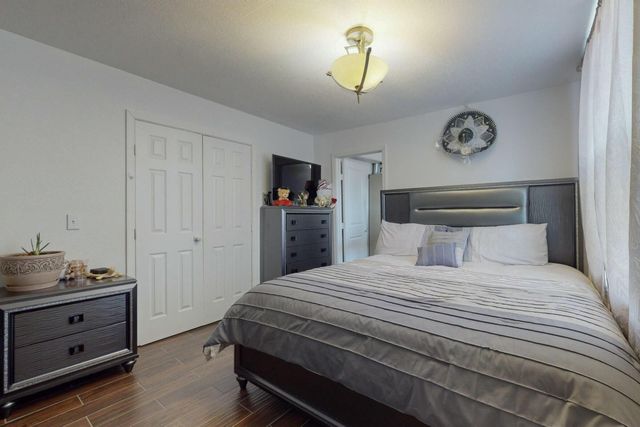 409 57th Street NW, Albuquerque, NM 87105