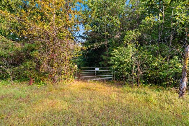 N6235 9TH AVENUE, Plainfield, WI 54966
