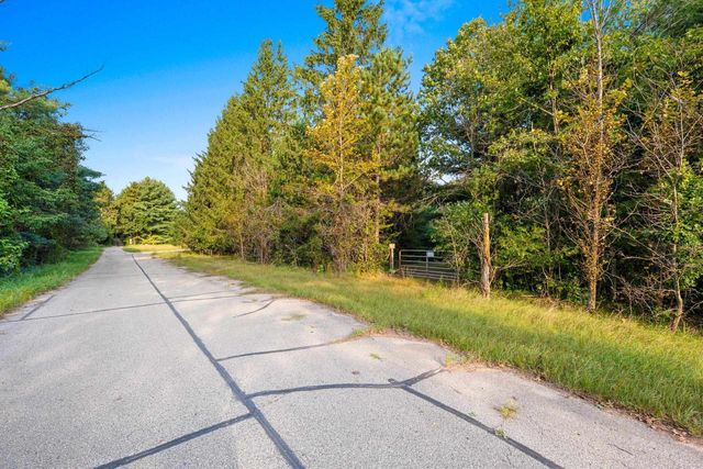 N6235 9TH AVENUE, Plainfield, WI 54966