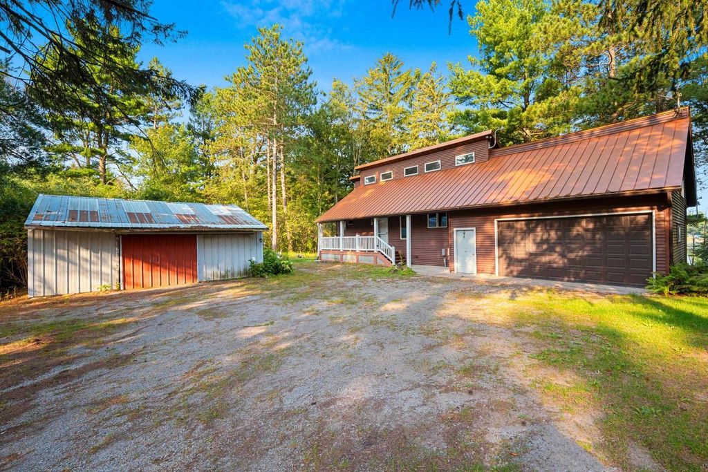 N6235 9TH AVENUE, Plainfield, WI 54966