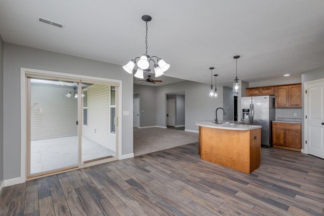 5910 EAGLE LAKE DR, Ashland, MO 65010