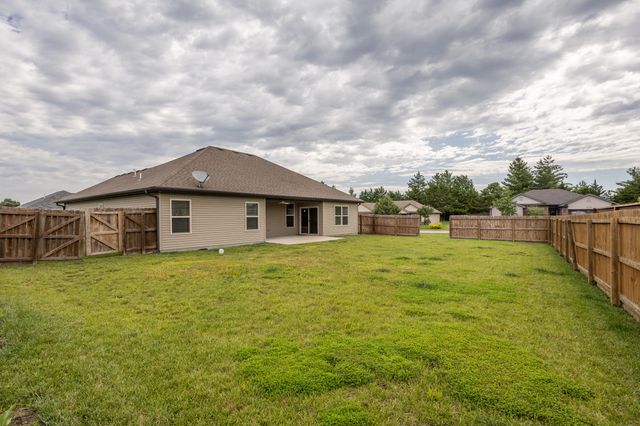 5910 EAGLE LAKE DR, Ashland, MO 65010