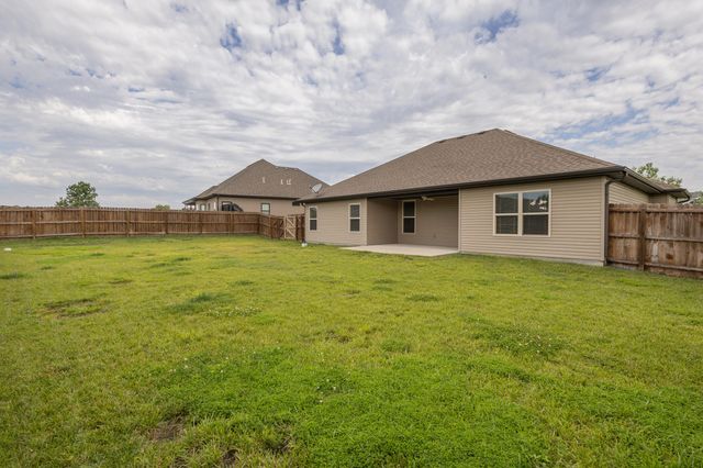 5910 EAGLE LAKE DR, Ashland, MO 65010