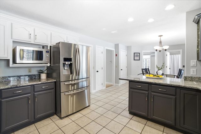 260 Church Road, Pembroke, NH 03275