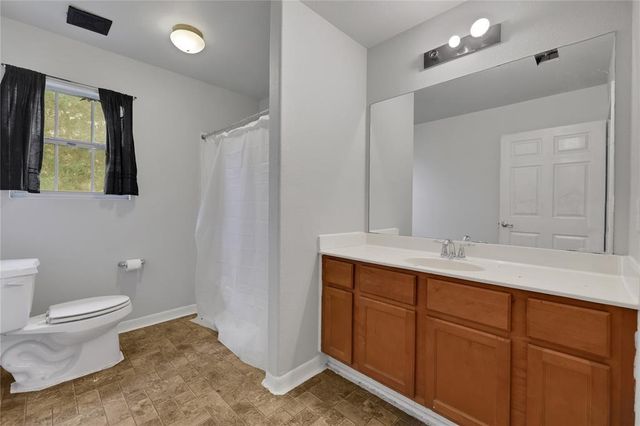 424 Baker Circle, Ames, TX 77575