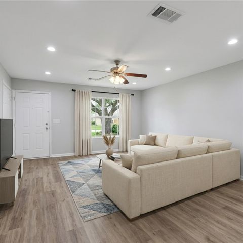 424 Baker Circle, Ames, TX 77575