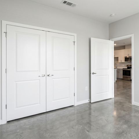 424 Baker Circle, Ames, TX 77575