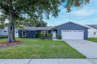 5808 SILVER MOON AVENUE, Tampa, FL 33625