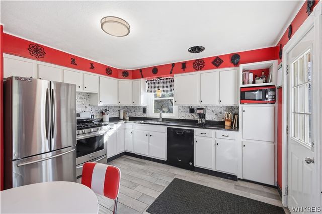 511 Capen Boulevard, Amherst, NY 14226