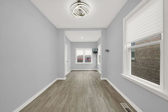 3805 W 63rd Place, Chicago, IL 60629
