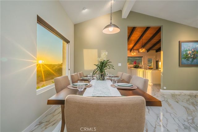 2817 N Mountain, Claremont, CA 91711