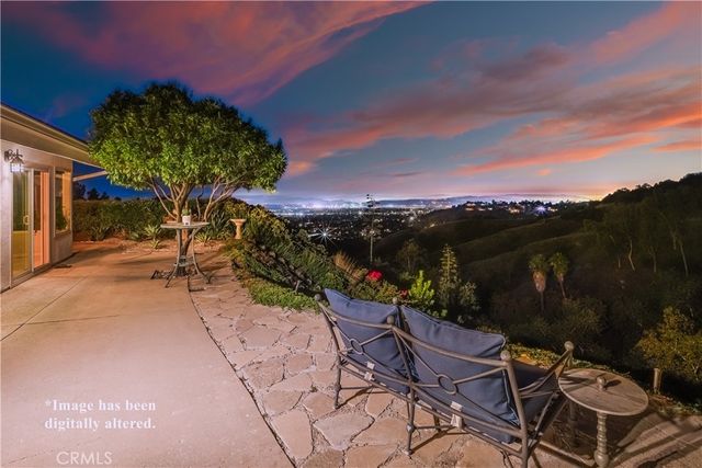 2817 N Mountain, Claremont, CA 91711