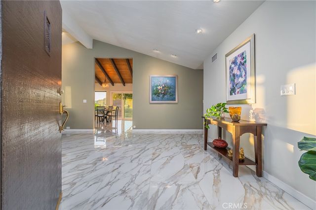 2817 N Mountain, Claremont, CA 91711