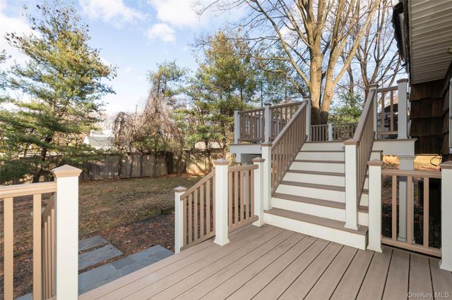 14 Theresa Lane, Harrison, NY 10528