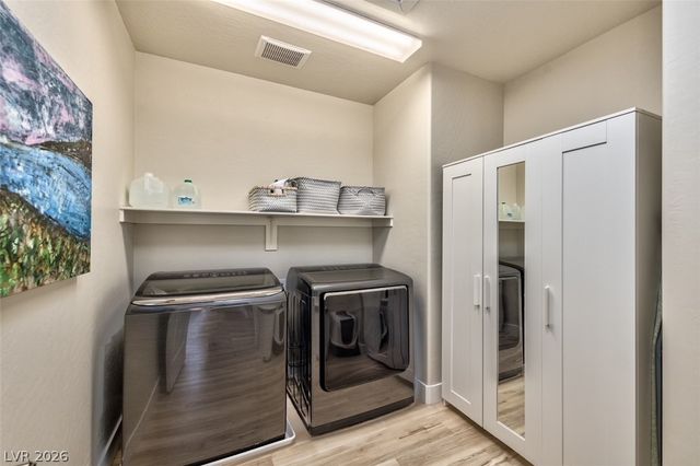 2992 Barrett Springs Avenue, Henderson, NV 89044