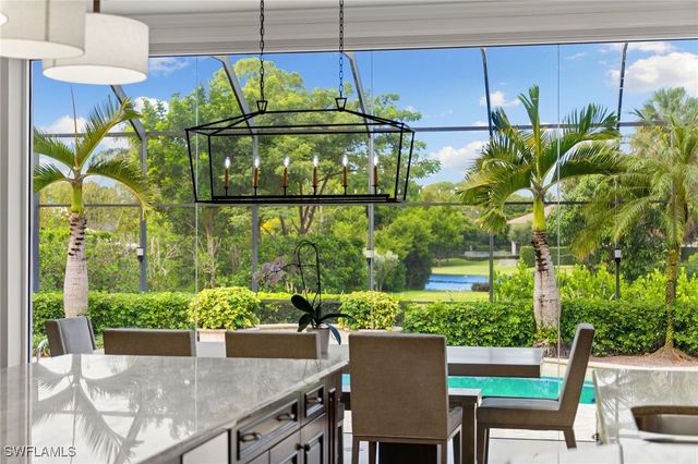 707 Hickory RD, Naples, FL 34108