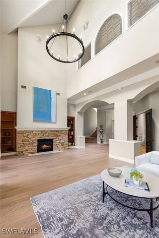 707 Hickory RD, Naples, FL 34108