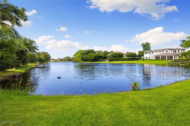 707 Hickory RD, Naples, FL 34108