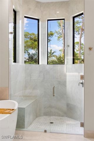 707 Hickory RD, Naples, FL 34108